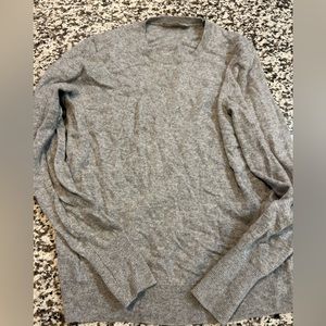 Everlane cashmere crew neck sweater